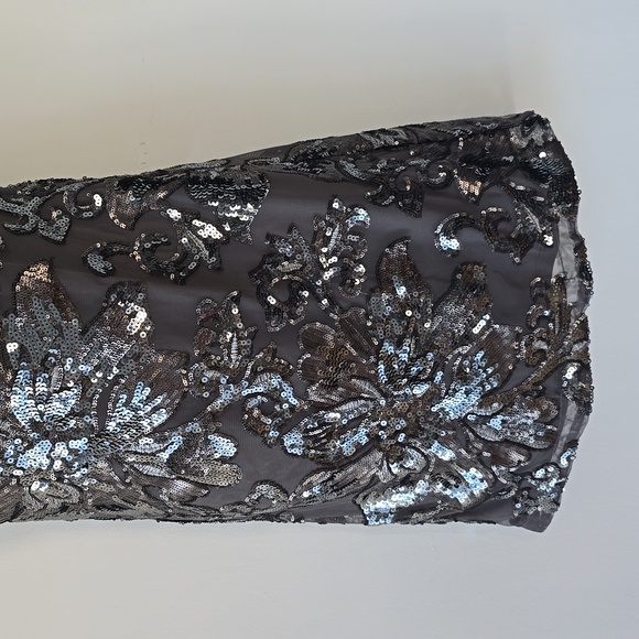 NWOT WHITE HOUSE BLACK MARKET GUNMETAL SEQUIN KNEE LENGTH Gray/Silver  SIZE 00 - Picture 6 of 13